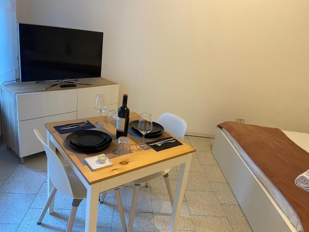 Navigli'S Studio Apartment Milano Ngoại thất bức ảnh